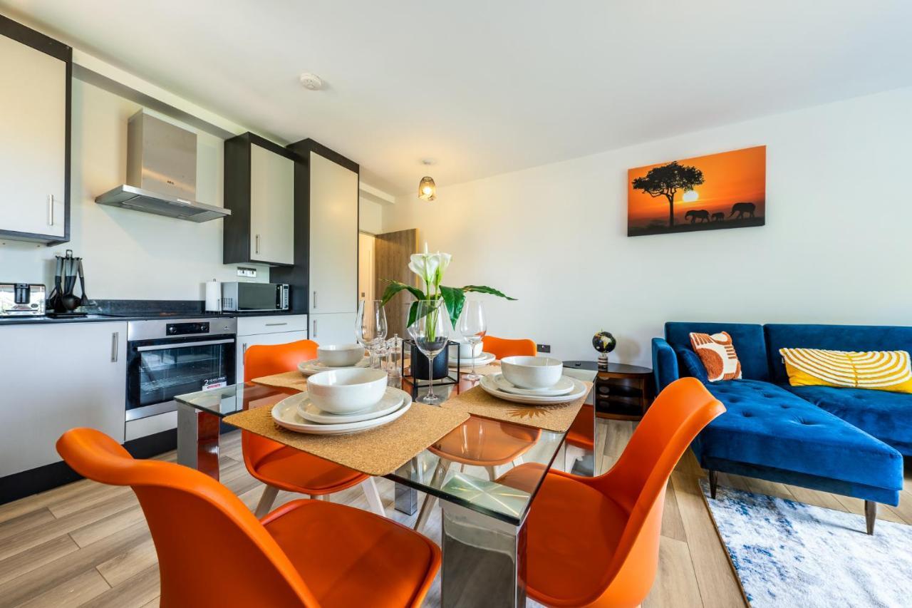 Ashview 8 - Heathrow - Business - Free Parking Apartment Staines-upon-Thames Ngoại thất bức ảnh